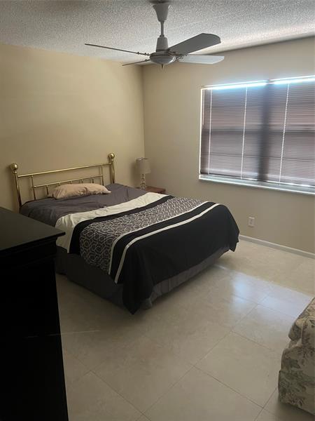 Image 13 of 13 For 4301 Martinique Cir  L2