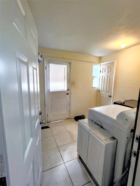 Image 14 of 18 For 6134 Buchanan St