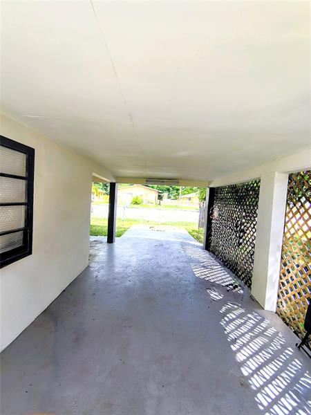 Image 16 of 18 For 6134 Buchanan St