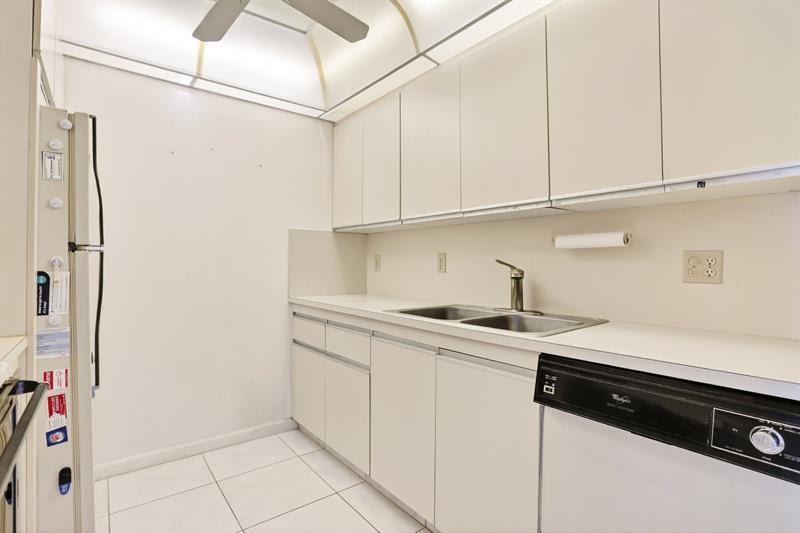 Image 3 of 32 For 3401 Bimini Ln  H1