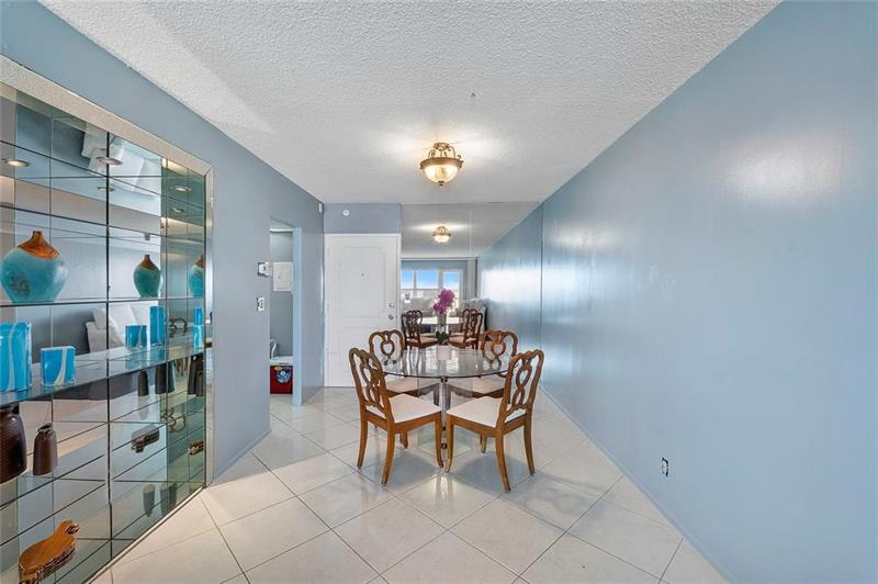 Image 7 of 17 For 405 Ocean Blvd  1627