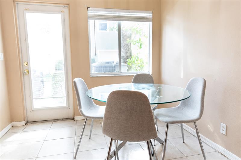 Image 10 of 26 For 2122 Grand Dr