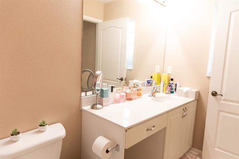 Image 16 of 26 For 2122 Grand Dr