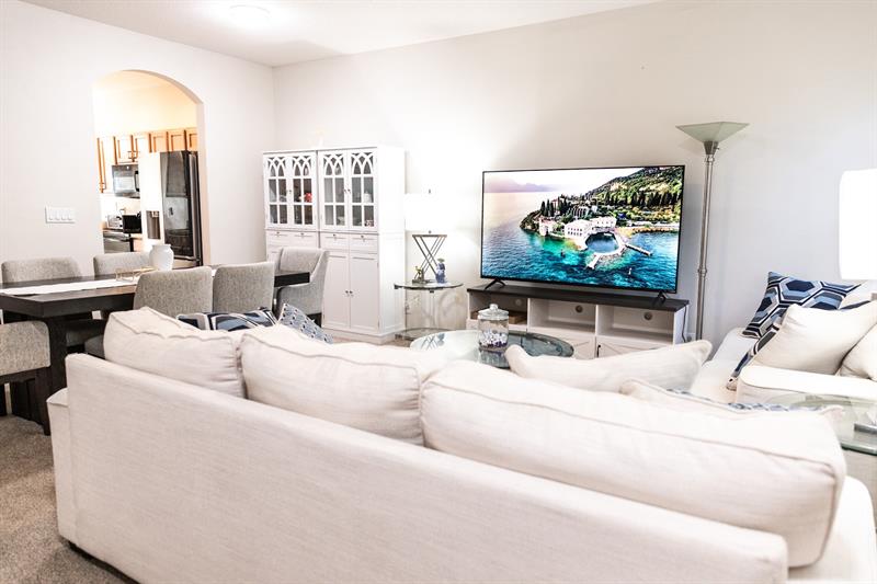 Image 5 of 26 For 2122 Grand Dr