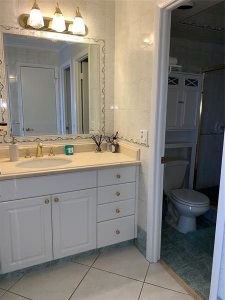 Image 14 of 29 For 3015 Ocean Blvd  14k