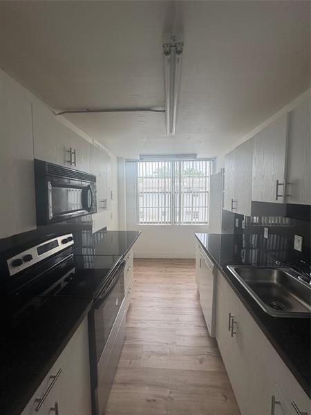 Details for 12105 6th Ave  201, North Miami, FL 33161