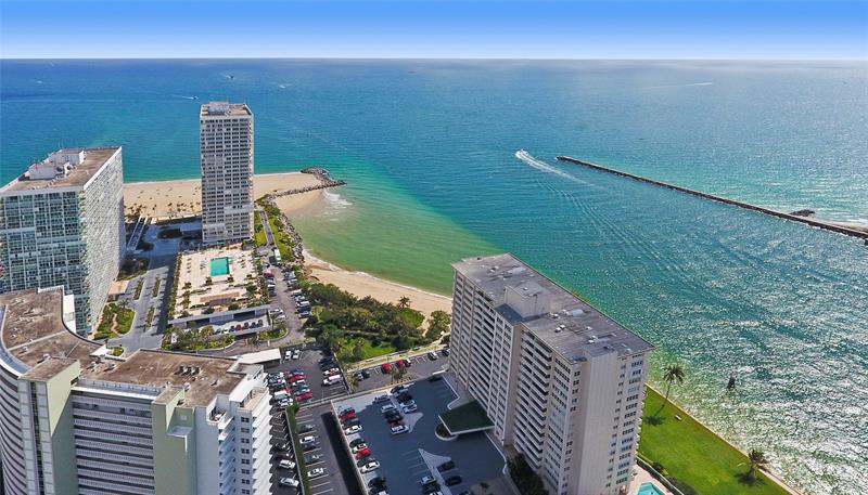 Image 32 of 32 For 2000 Ocean Dr  407