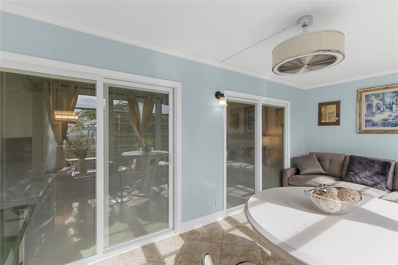 Image 25 of 56 For 2065 Lyndhurst N  2065
