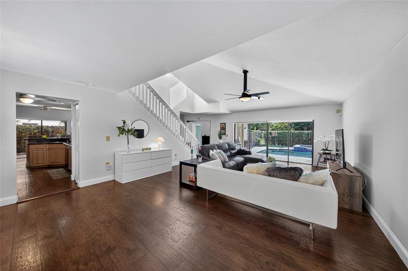 Image 10 of 51 For 1835 99th Ave