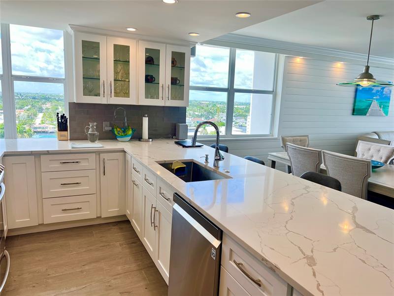 Image 5 of 49 For 800 20th Ave  1115