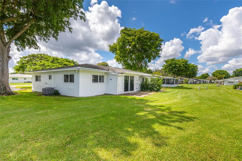 Image 40 of 60 For 8551 11th St  B163