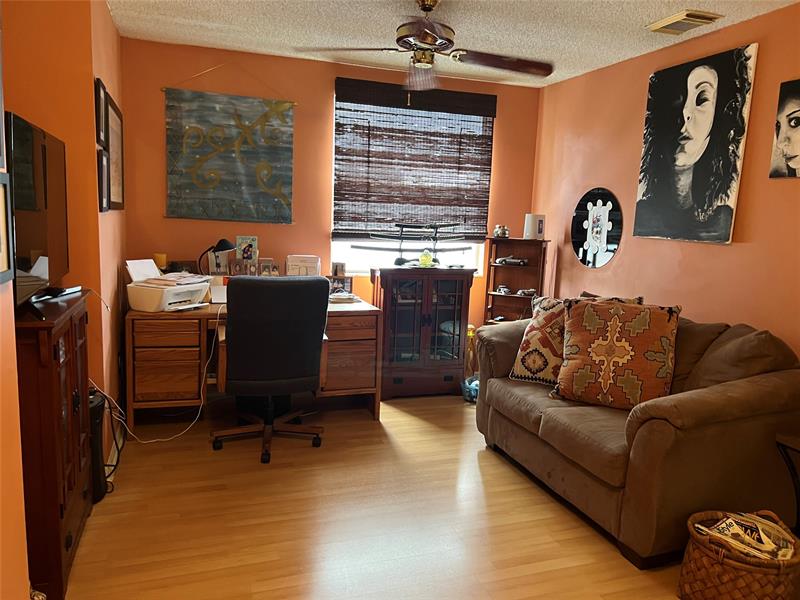 Image 18 of 46 For 12757 11th Ct