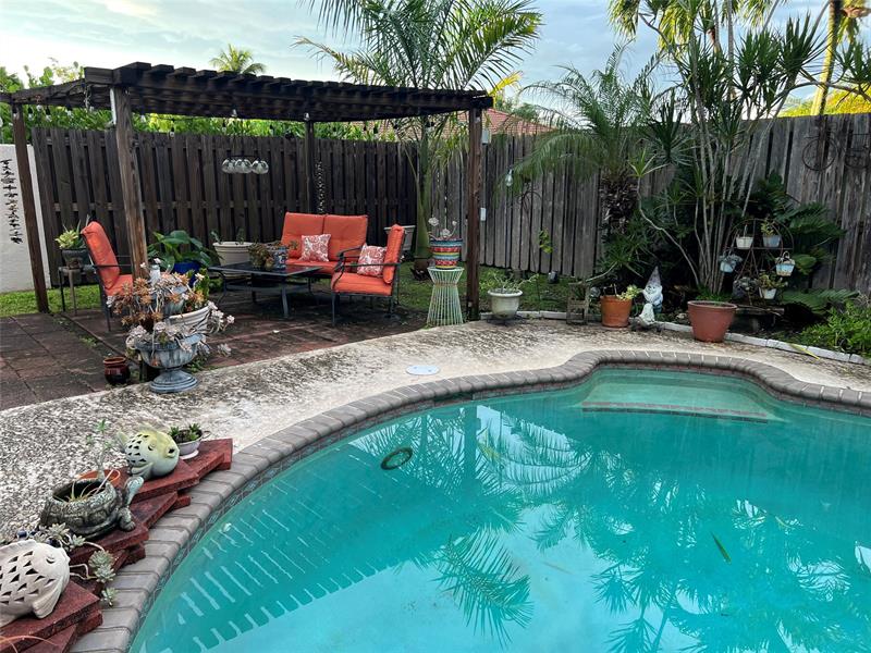 Image 30 of 46 For 12757 11th Ct