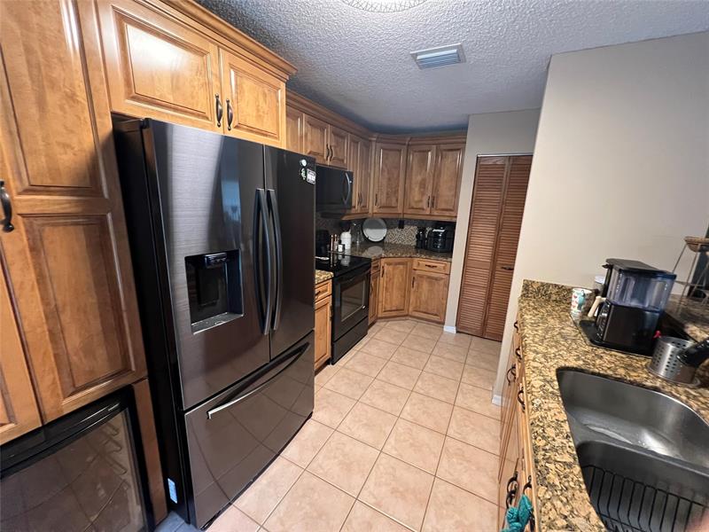 Image 4 of 46 For 12757 11th Ct