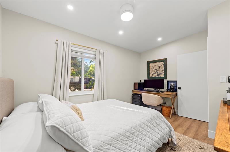 Image 12 of 22 For 1320 19th Avenue