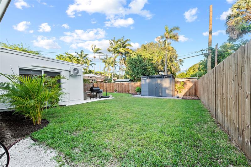 Image 21 of 22 For 1320 19th Avenue