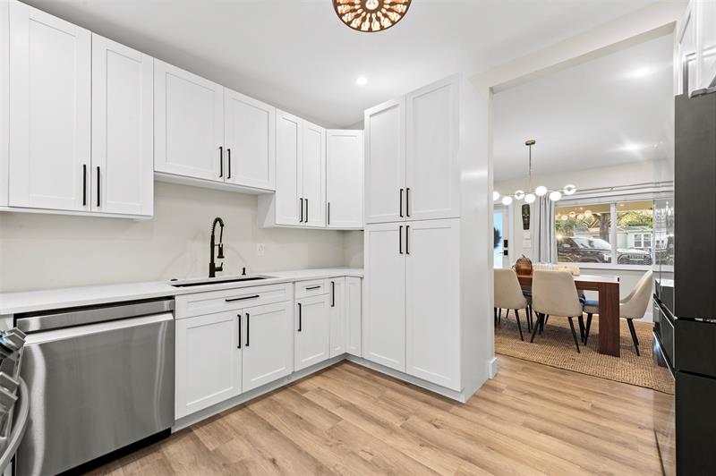 Image 9 of 22 For 1320 19th Avenue