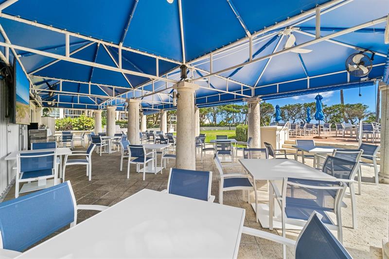 Image 38 of 54 For 3100 Ocean Blvd  2007