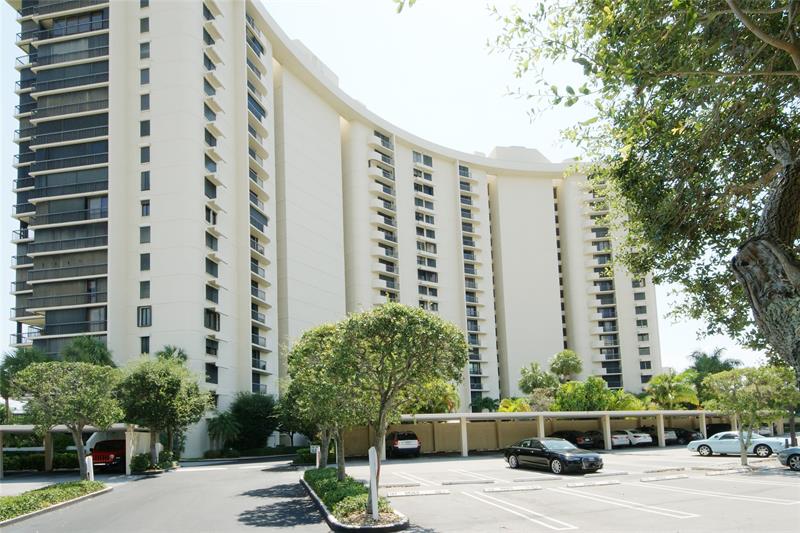 Image 41 of 69 For 2450 Presidential Way  1006