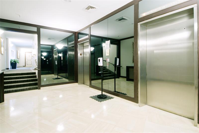 Image 49 of 69 For 2450 Presidential Way  1006