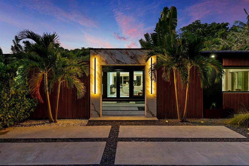 Details for 2711 19th St, Fort Lauderdale, FL 33305