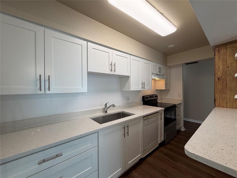 Image 3 of 11 For 3628 21st  