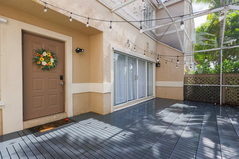 Image 3 of 38 For 10923 Chandler Dr