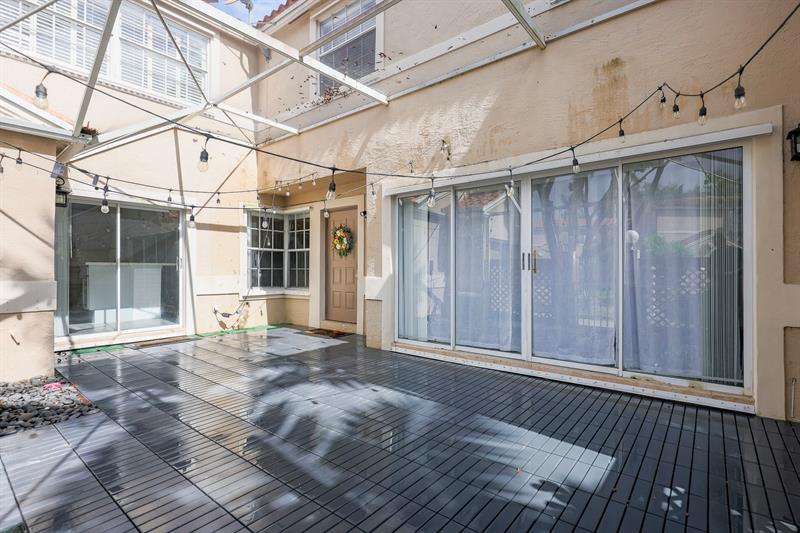 Image 30 of 38 For 10923 Chandler Dr