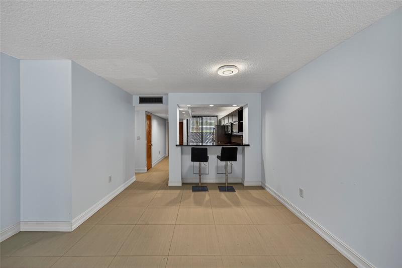 Image 10 of 41 For 1100 5th Ct  53