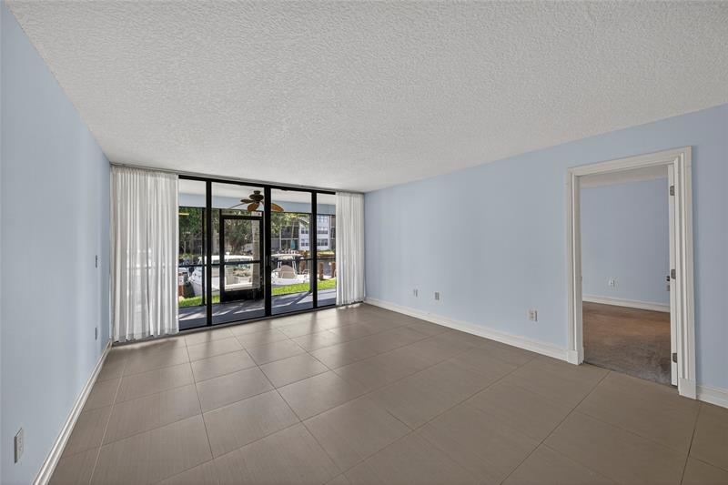 Image 12 of 41 For 1100 5th Ct  53