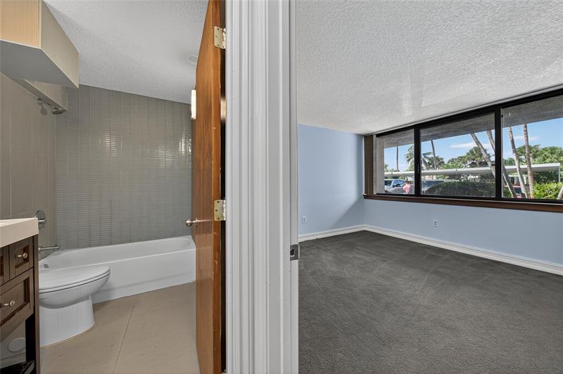 Image 27 of 41 For 1100 5th Ct  53