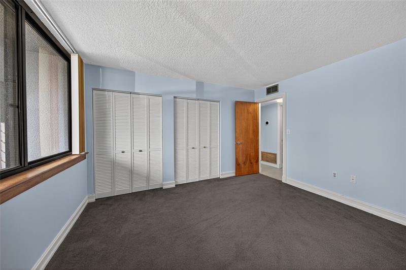 Image 29 of 41 For 1100 5th Ct  53