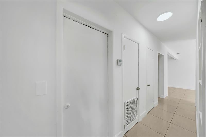 Image 24 of 59 For 16010 5th Ave