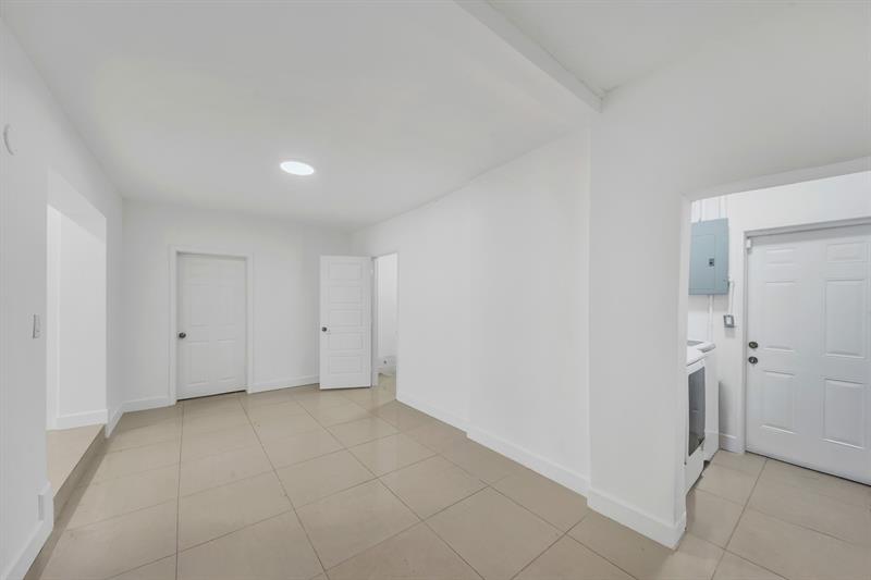 Image 33 of 59 For 16010 5th Ave