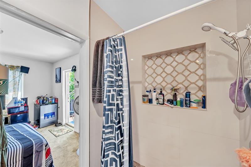 Image 54 of 59 For 16010 5th Ave