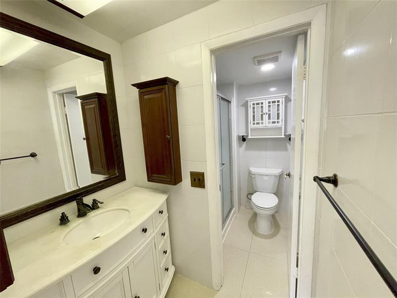 Image 13 of 25 For 5090 64th Ave  204