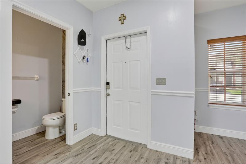 Image 14 of 44 For 6001 Plum Isle Way  443-7