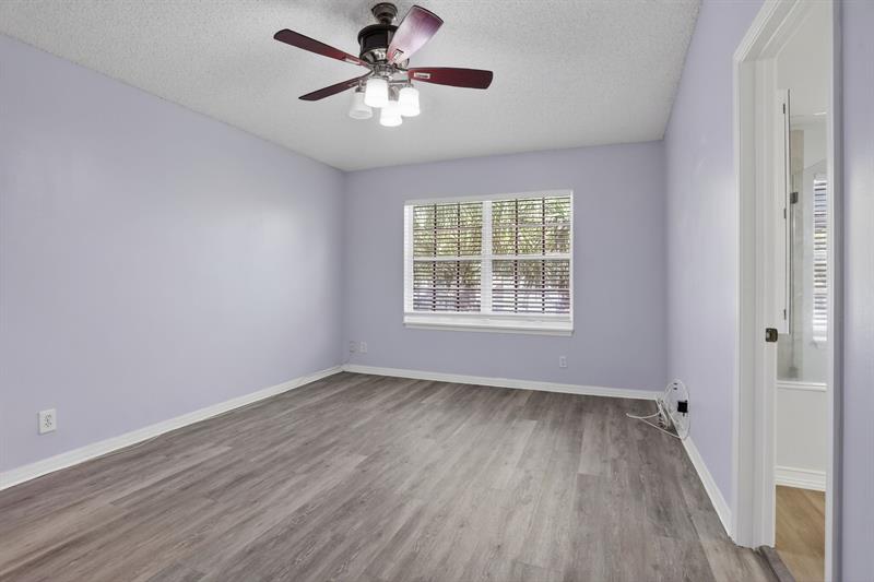 Image 23 of 44 For 6001 Plum Isle Way  443-7