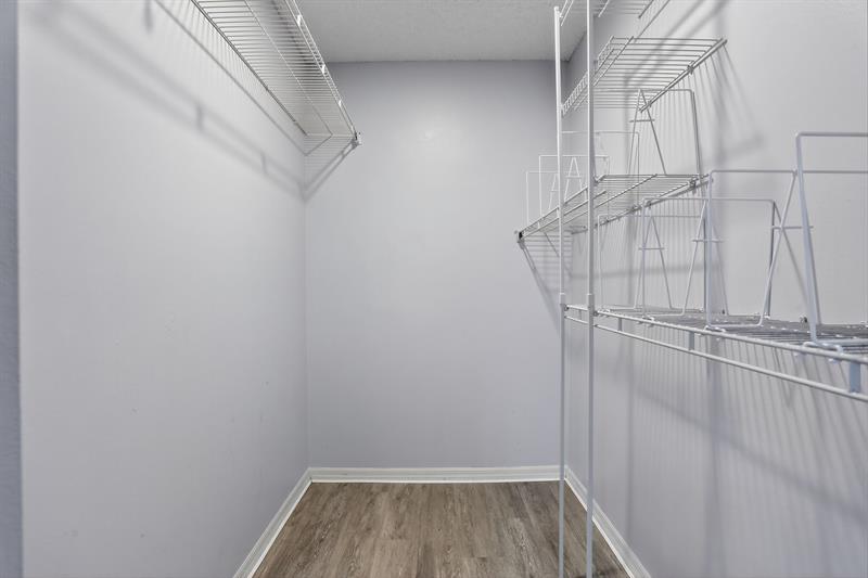 Image 25 of 44 For 6001 Plum Isle Way  443-7