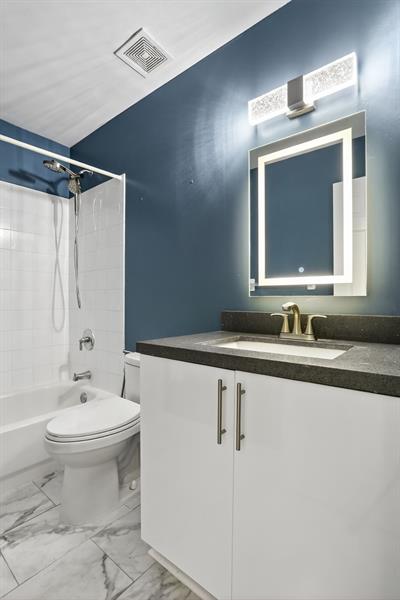 Image 29 of 44 For 6001 Plum Isle Way  443-7