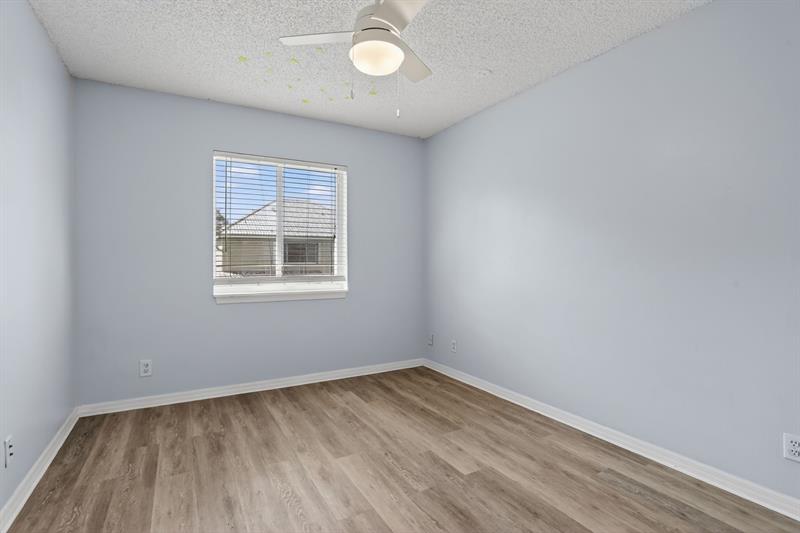 Image 30 of 44 For 6001 Plum Isle Way  443-7