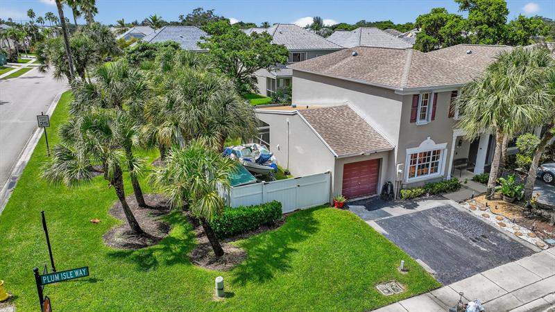 Image 4 of 44 For 6001 Plum Isle Way  443-7