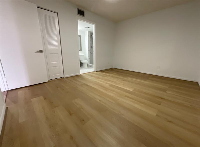 Image 10 of 17 For 7396 18th St  203