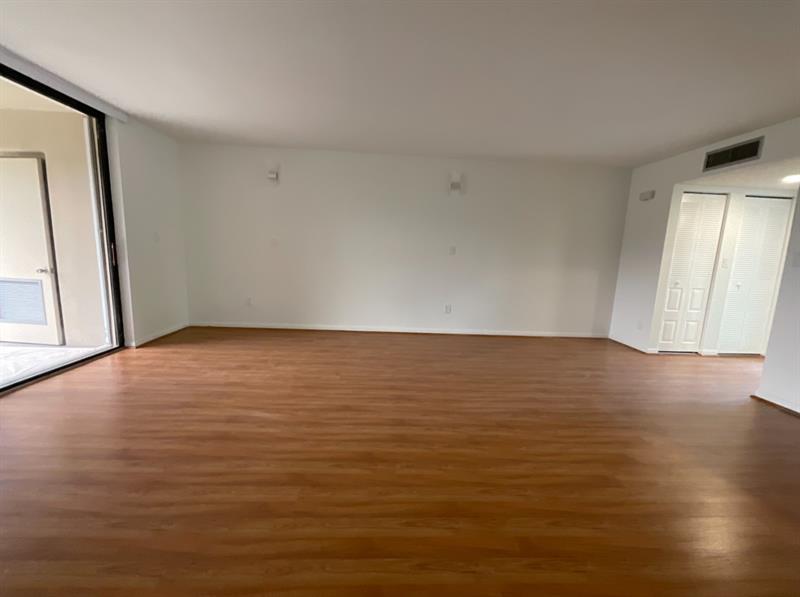 Image 13 of 17 For 7396 18th St  203