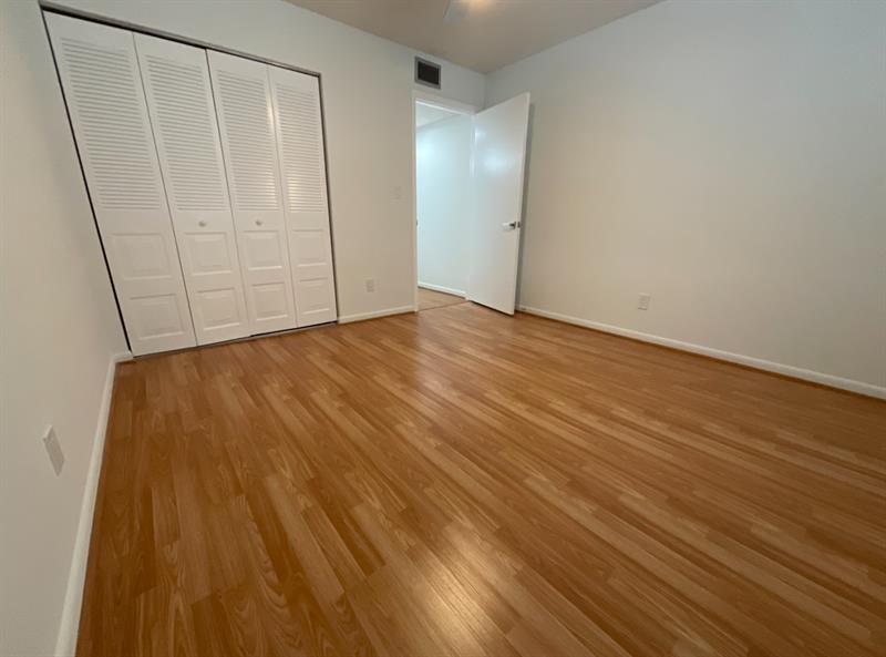 Image 7 of 17 For 7396 18th St  203