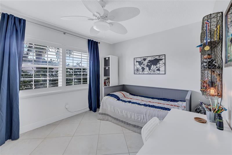 Image 22 of 26 For 9569 Tavernier Drive