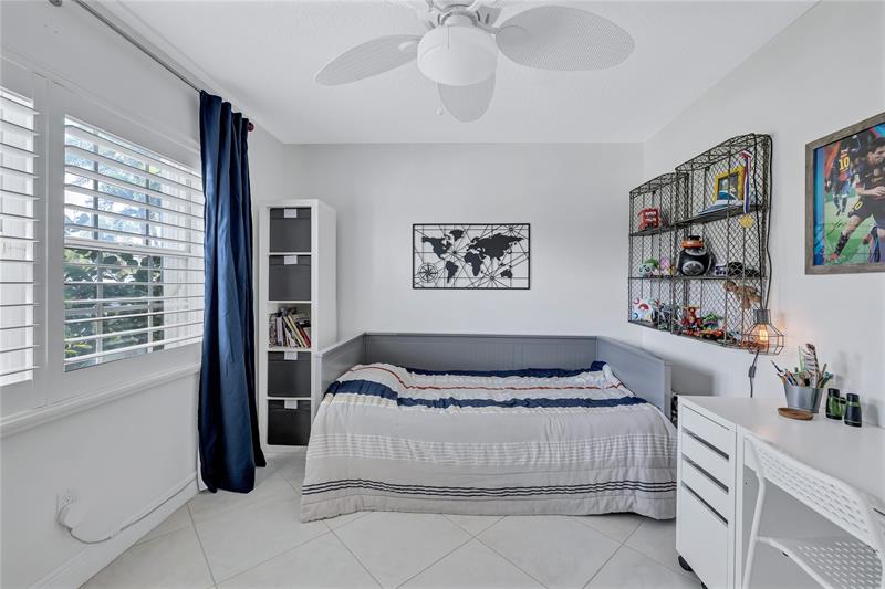 Image 24 of 26 For 9569 Tavernier Drive
