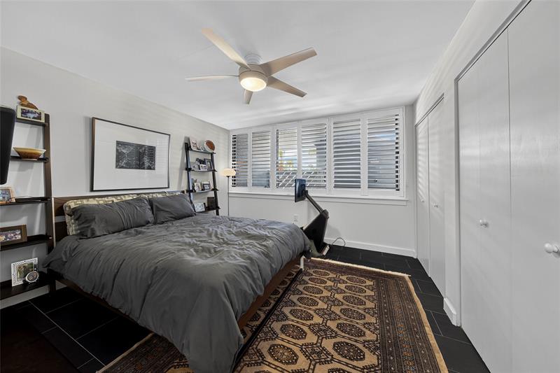 Image 15 of 47 For 1100 5th Ct  58