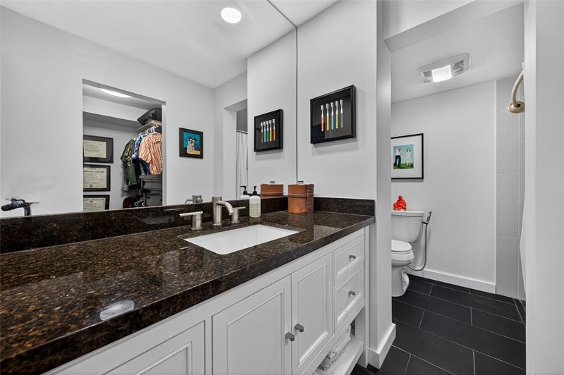 Image 17 of 47 For 1100 5th Ct  58