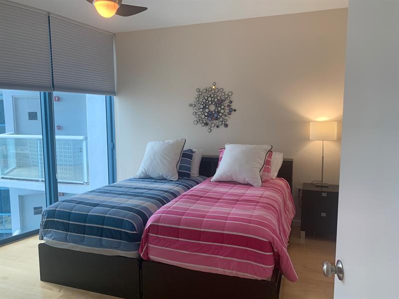 Image 23 of 25 For 333 Las Olas Way  2803